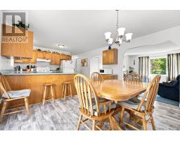 64 Mackey Creek Road, Head, Clara And Maria, ON K0J2B0 Photo 16