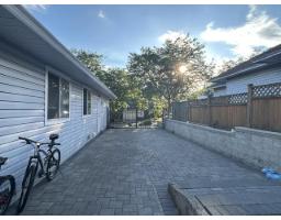 7968 161a Street, Surrey, BC V4N0K3 Photo 6