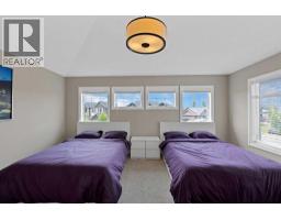 5pc Bathroom - 146 Canoe Crescent Sw, Airdrie, AB T4B2N9 Photo 11