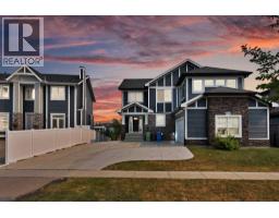 146 Canoe Crescent SW - photo 1