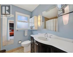 2054 Aster Road, Kelowna, BC V1V1P4 Photo 22