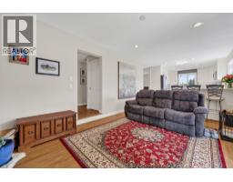 2054 Aster Road, Kelowna, BC V1V1P4 Photo 16