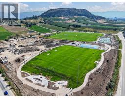 2054 Aster Road, Kelowna, BC V1V1P4 Photo 40
