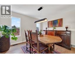 Kitchen - 2054 Aster Road, Kelowna, BC V1V1P4 Photo 9