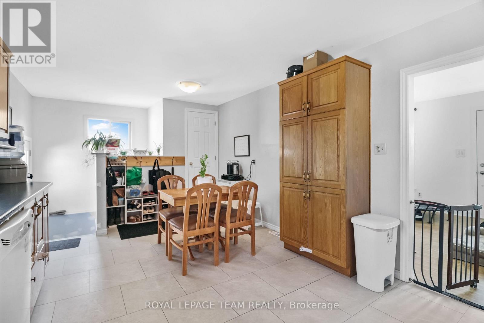 1289 ROSEDALE ROAD N - Image 11