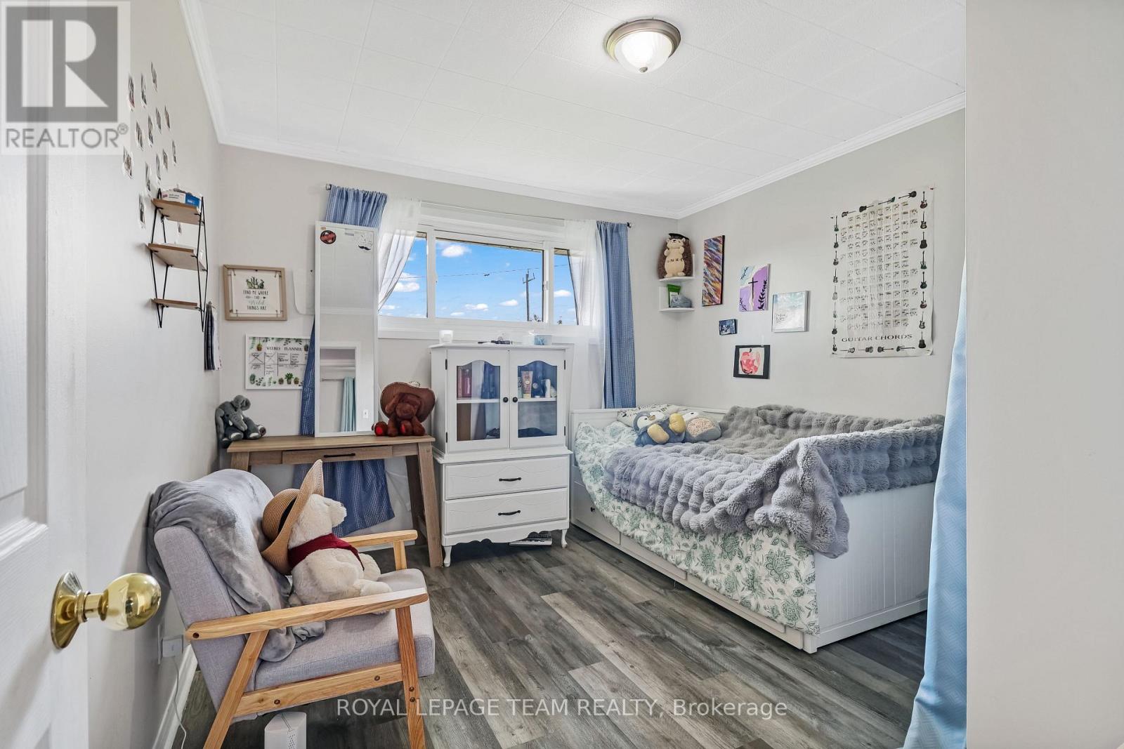 1289 ROSEDALE ROAD N - Image 17