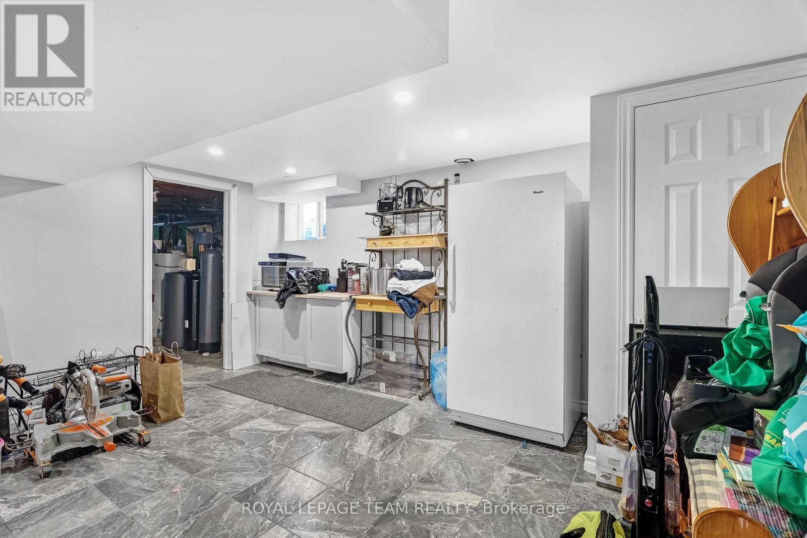 1289 ROSEDALE ROAD N - Image 23