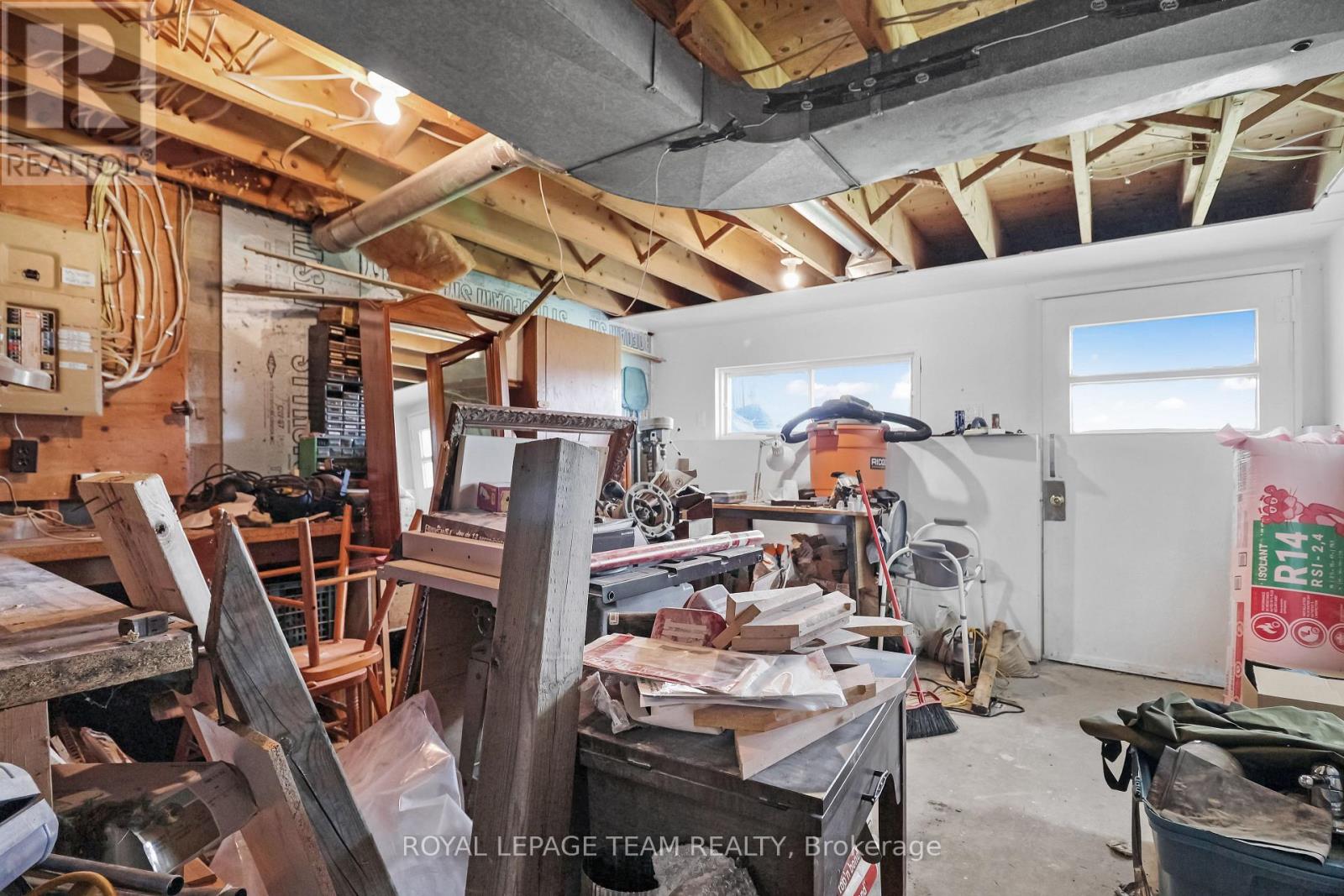 1289 ROSEDALE ROAD N - 30