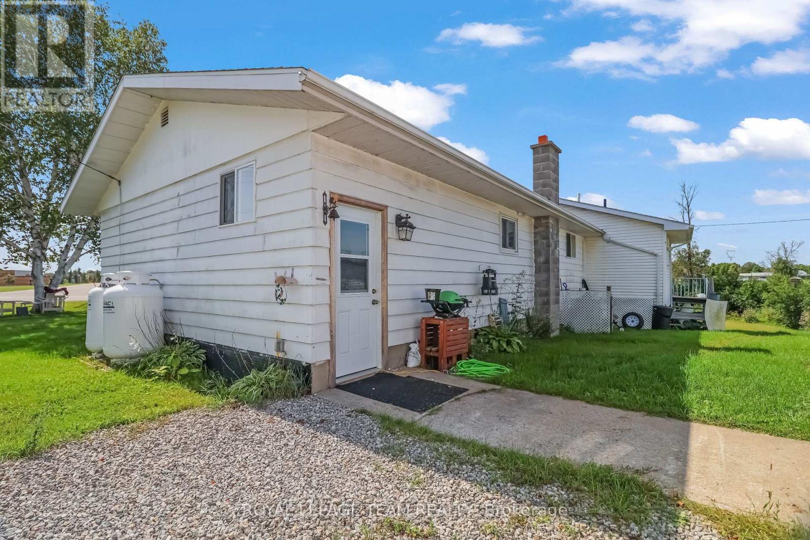 1289 ROSEDALE ROAD N - Image 5