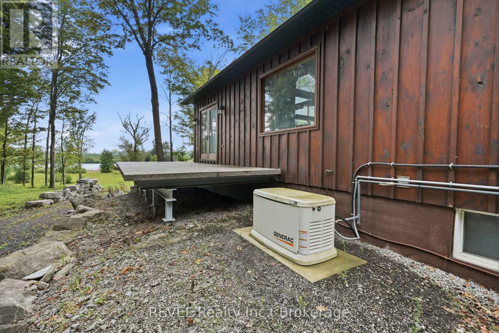 1247 CHIPPAWA CREEK ROAD - 11