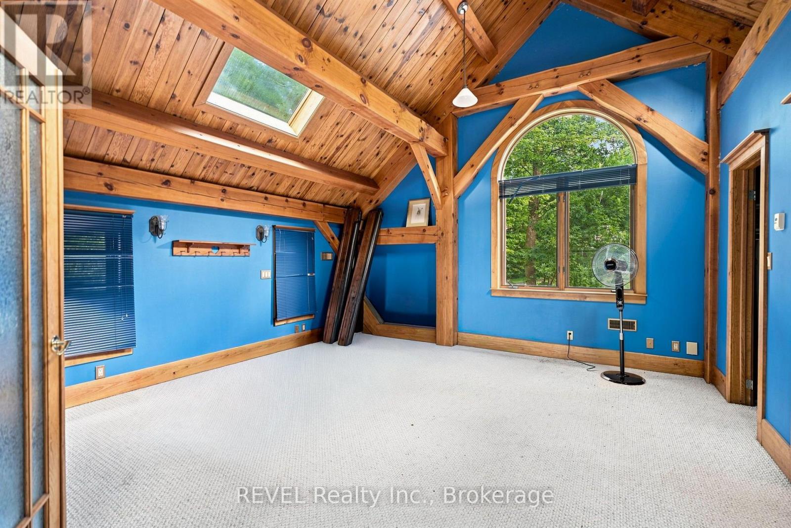 1247 CHIPPAWA CREEK ROAD - 24