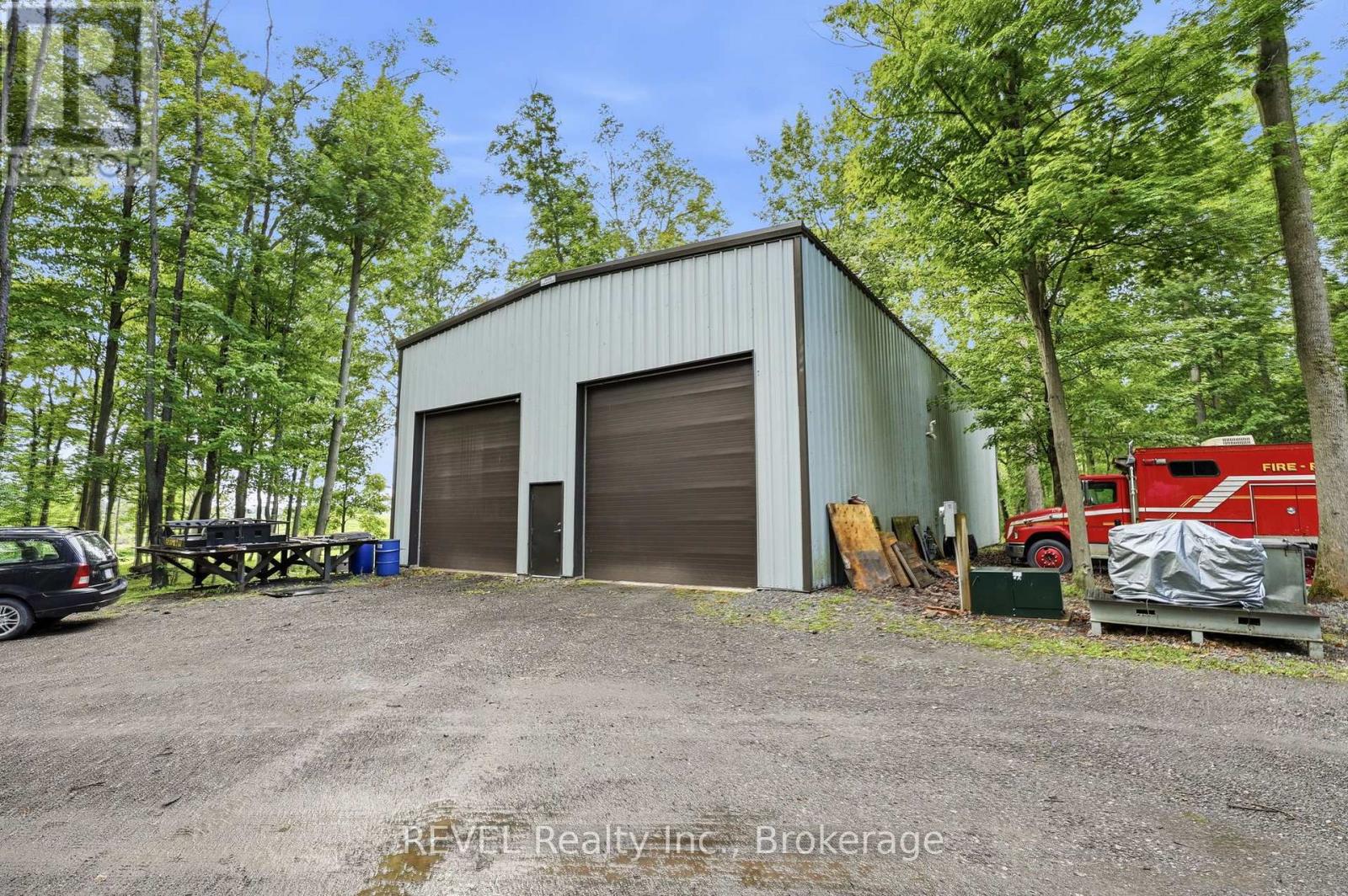 1247 CHIPPAWA CREEK ROAD - 37