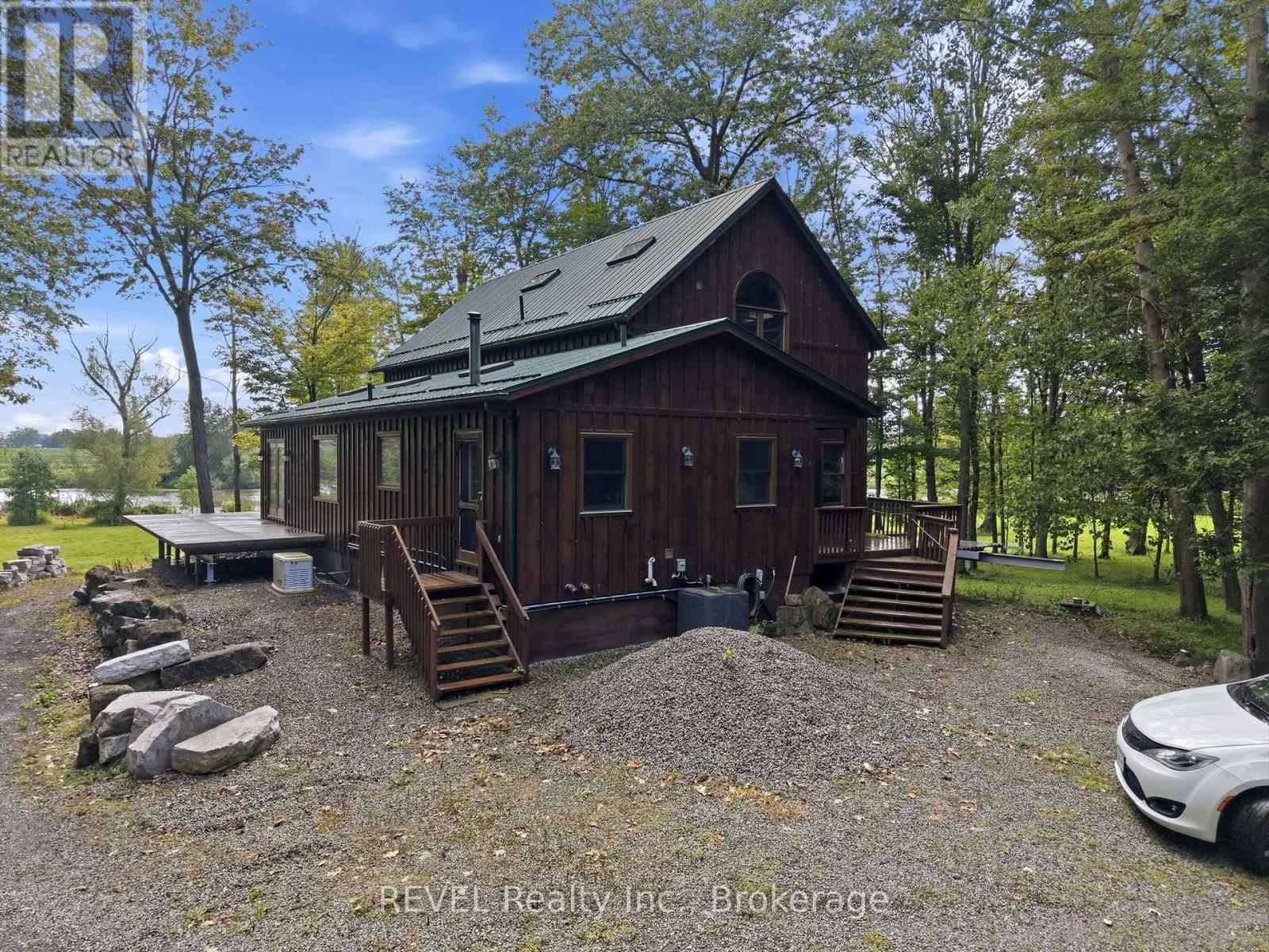 1247 CHIPPAWA CREEK ROAD - 9