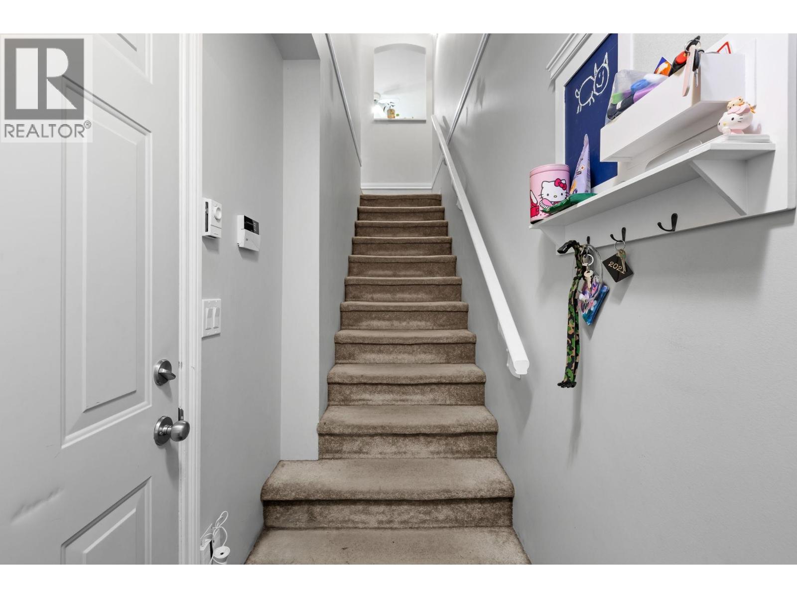 #33 19141 124 Avenue, Pitt Meadows, British Columbia, V3Y2V6, Pitt Meadows, British Columbia — photo 4 of 5