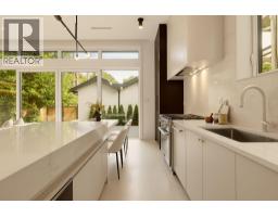 2 3617 W 12th Avenue, Vancouver, BC V6R2N5 Photo 9