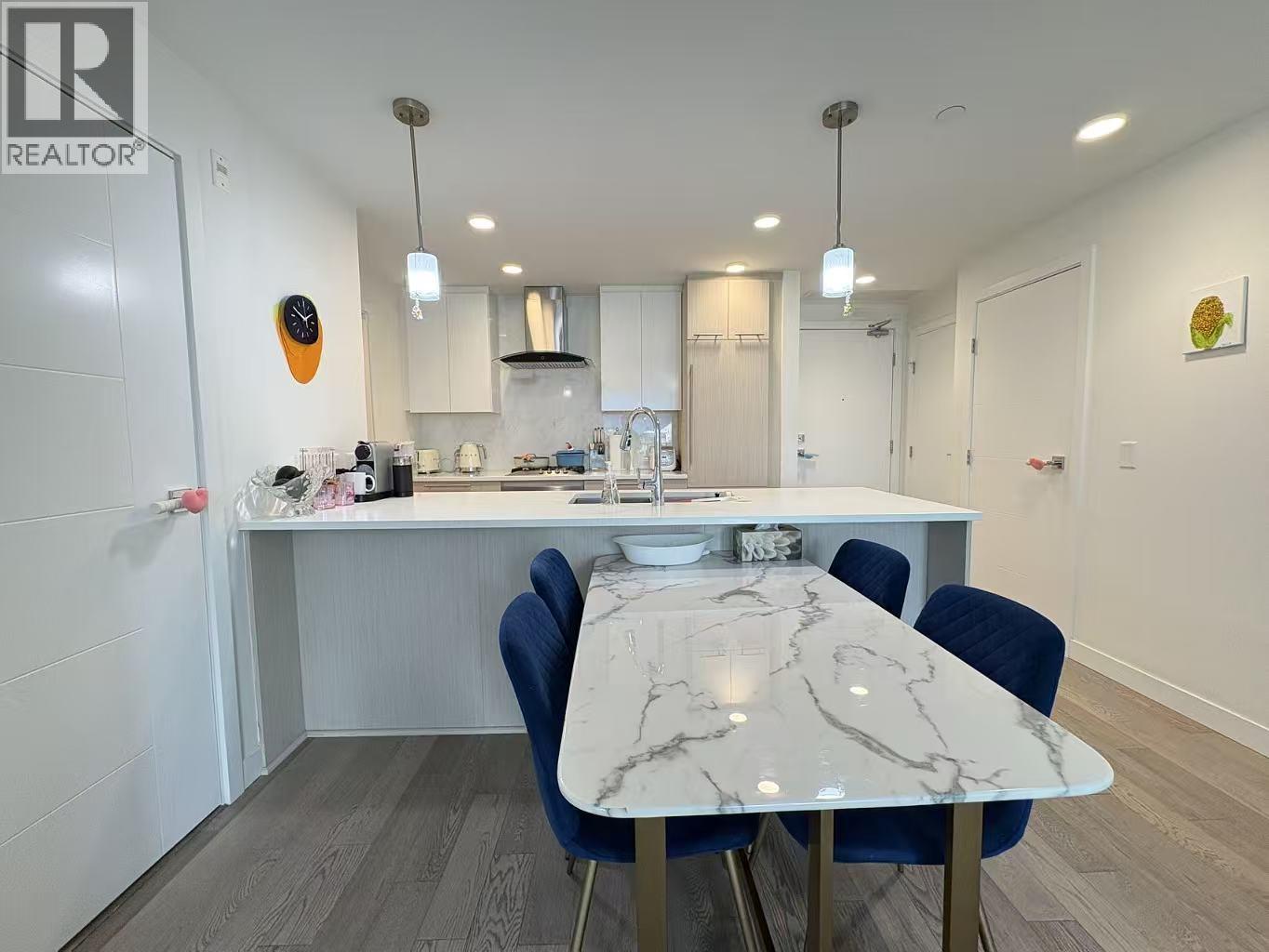 4963 CAMBIE ST, Vancouver, British Columbia, V5Z0H5, Vancouver, British Columbia — photo 2 of 5