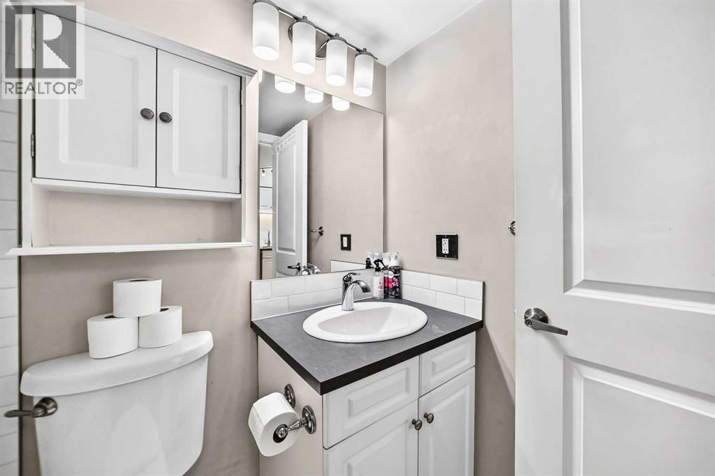 #111 2204 1 Street SW - 28