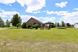 645 Chrypko Drive, Winnipeg, MB R2N4E3 Photo 42