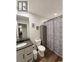 Bedroom - 218 Kestrel Court, Rosthern, SK S0K3R0 Photo 8