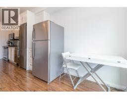 304 745 Travino Lane, Saanich, BC V8Z0E5 Photo 8