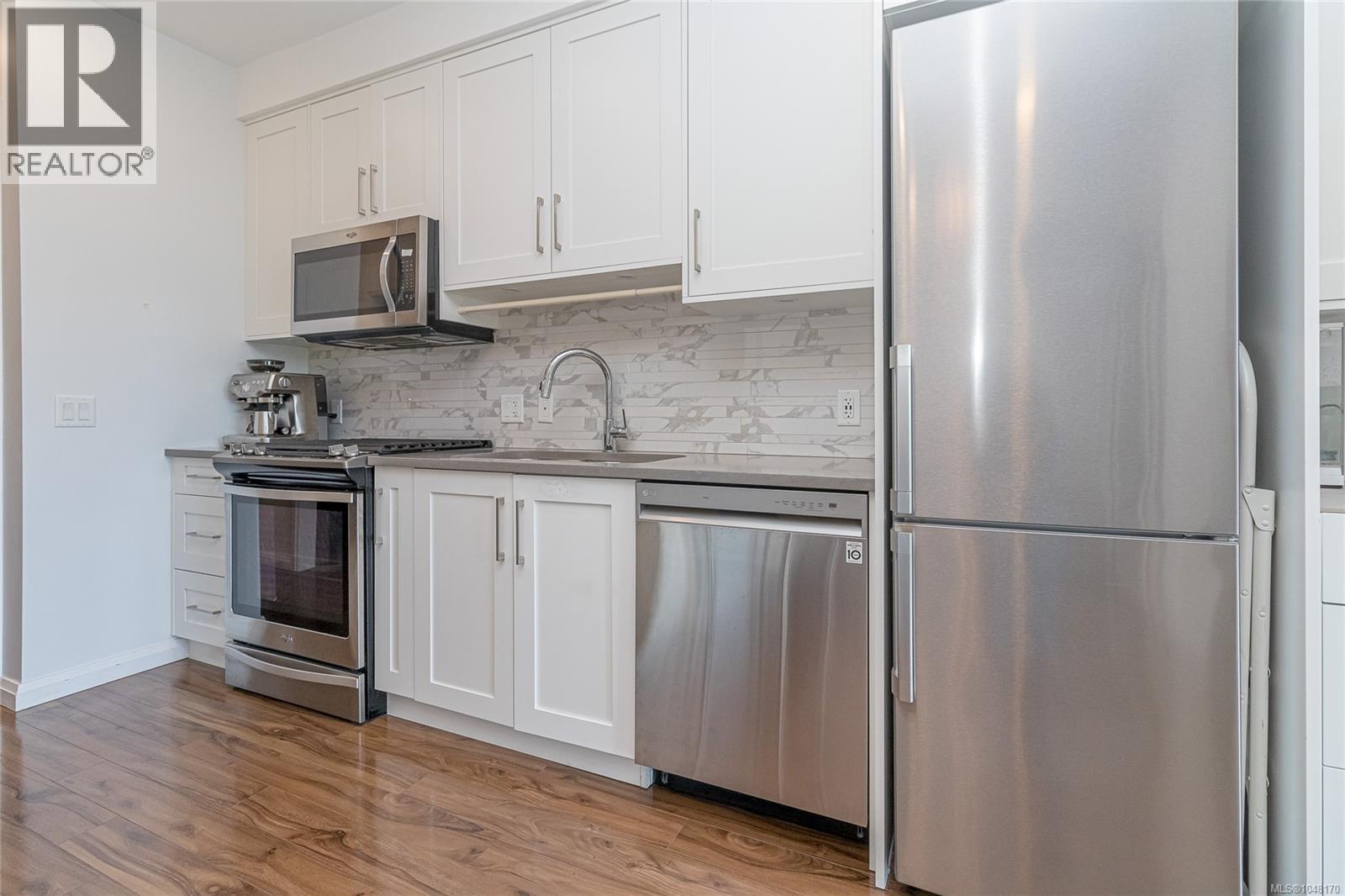 304 745 Travino Lane, Saanich