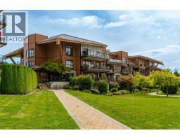 304 745 Travino Lane, Saanich, BC V8Z0E5 Photo 25