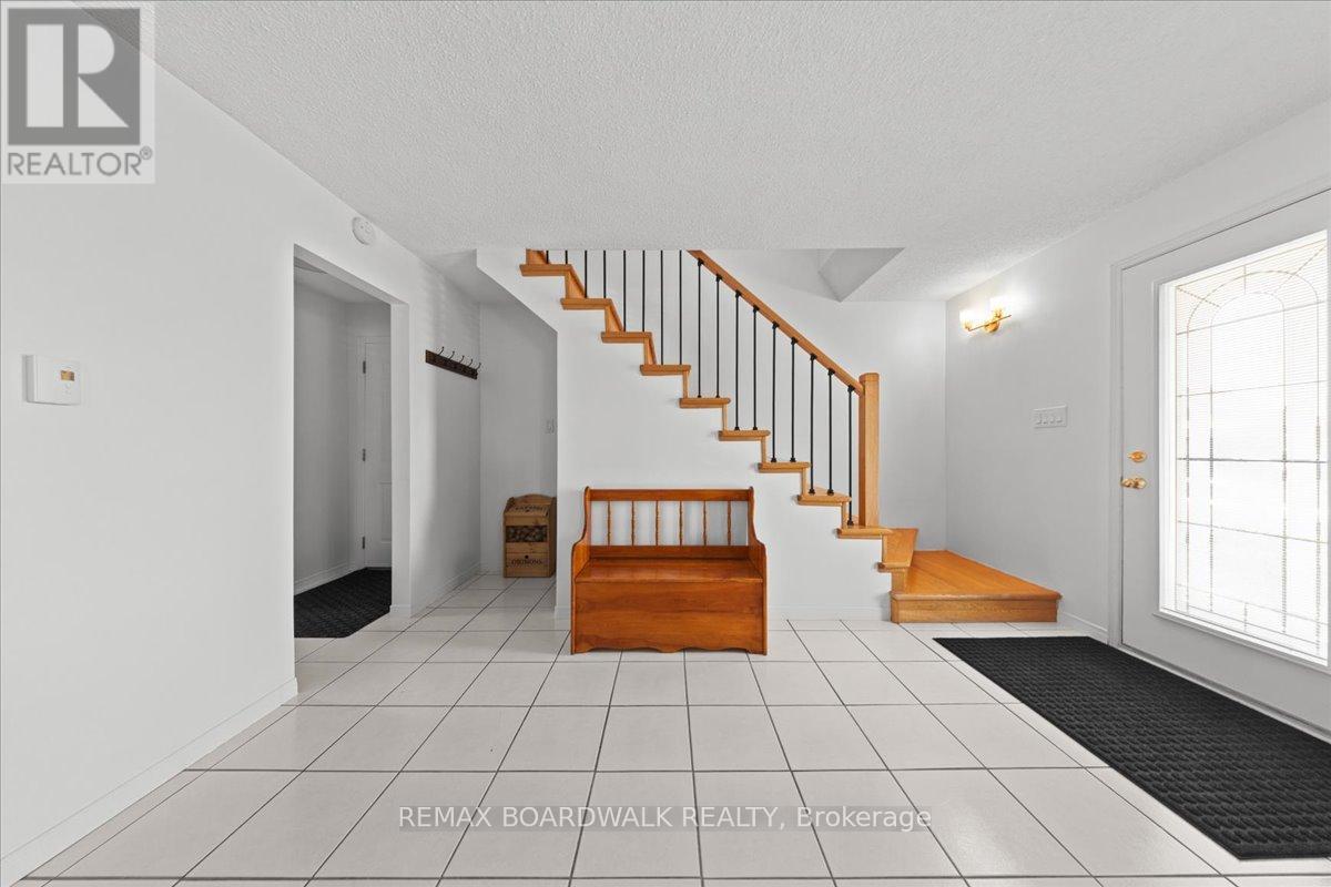 795 REJANE CRESCENT - Image 17