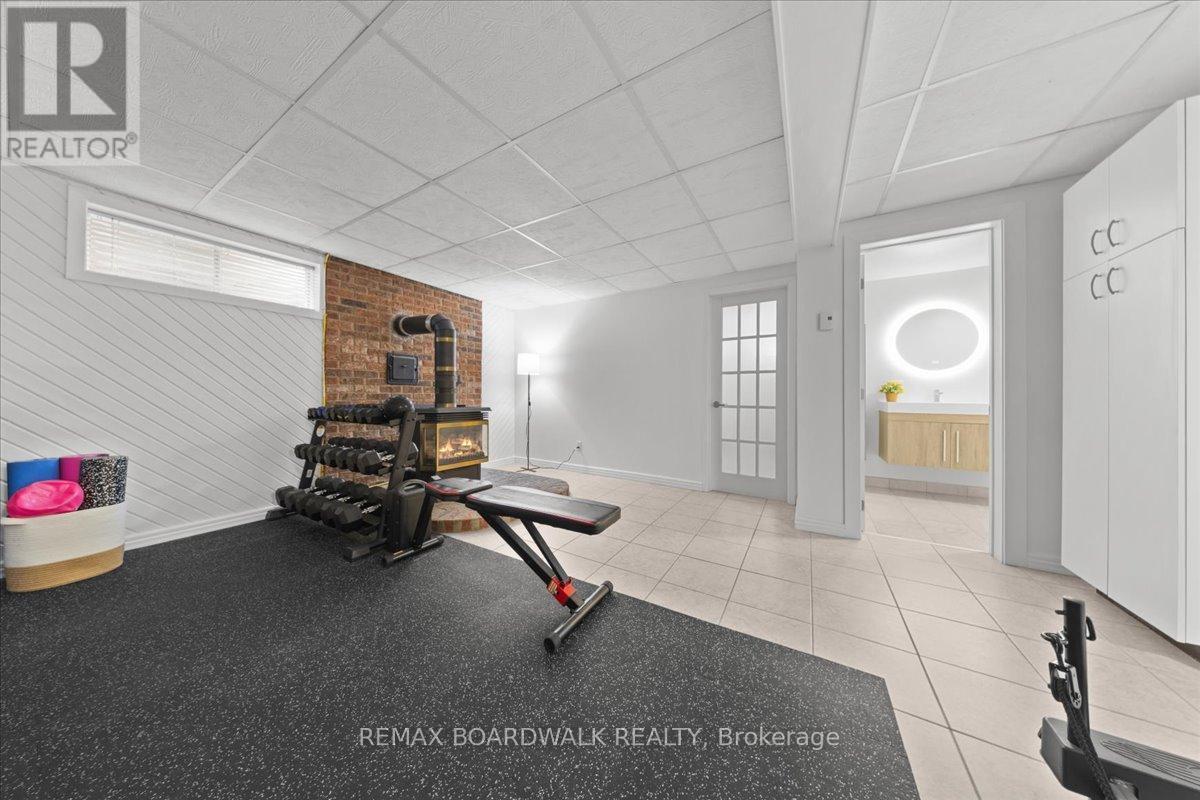 795 REJANE CRESCENT - Image 31
