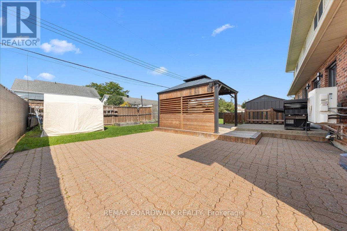 795 REJANE CRESCENT - Image 35