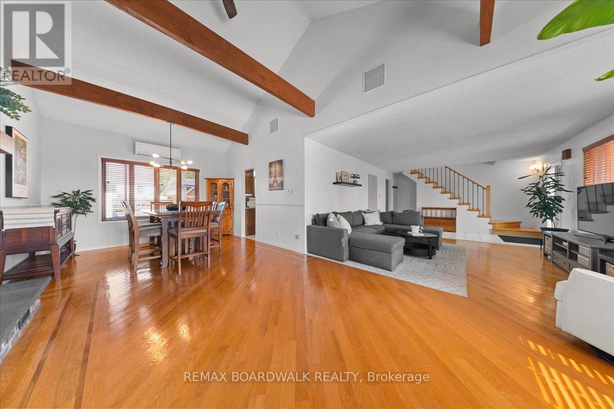 795 REJANE CRESCENT - Image 9
