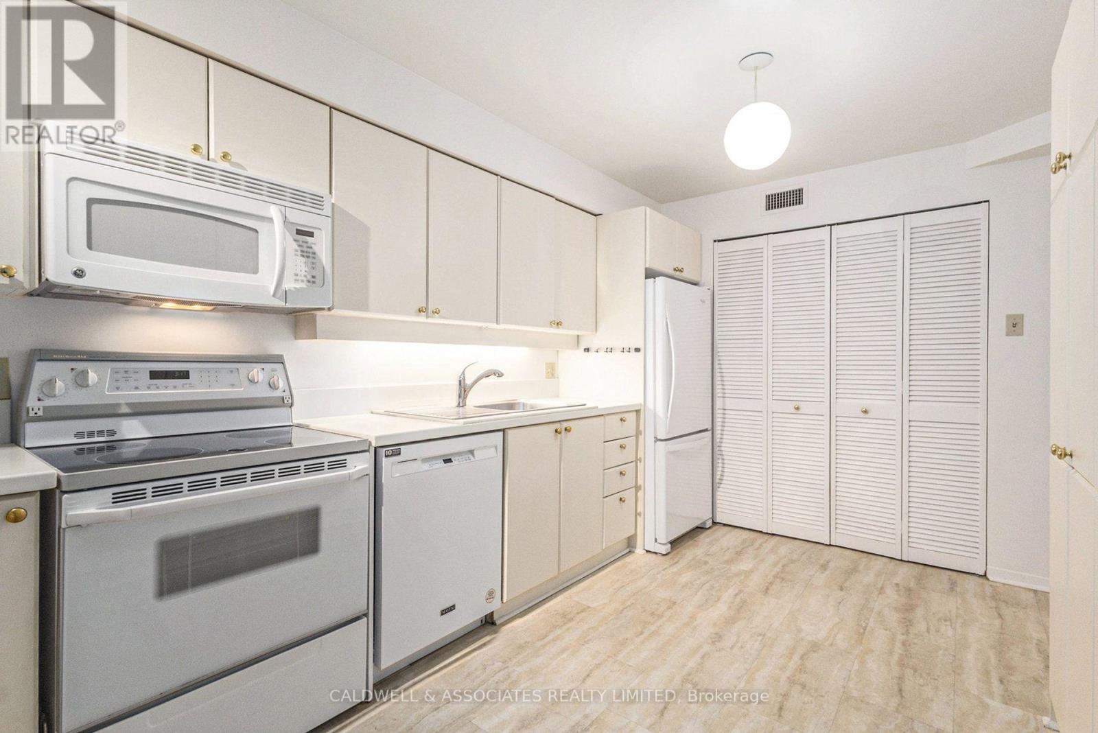 #1 140 RIDEAU TERRACE - Image 10