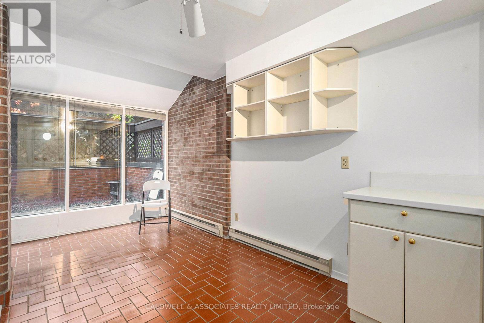 #1 140 RIDEAU TERRACE - Image 13