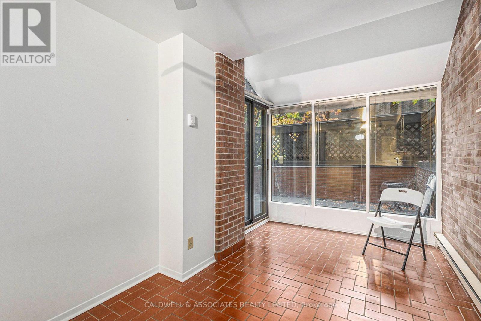 #1 140 RIDEAU TERRACE - Image 14
