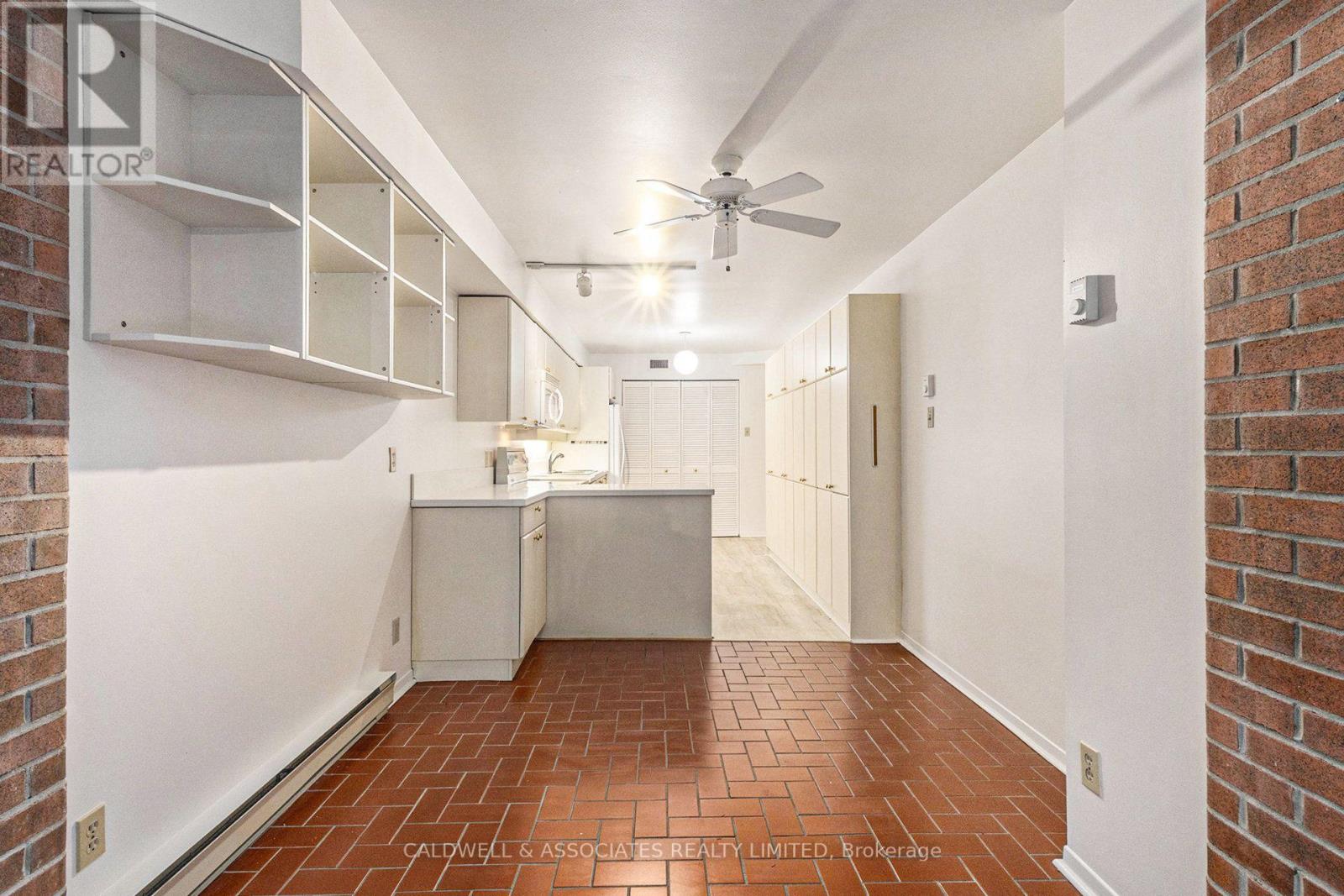 #1 140 RIDEAU TERRACE - 16