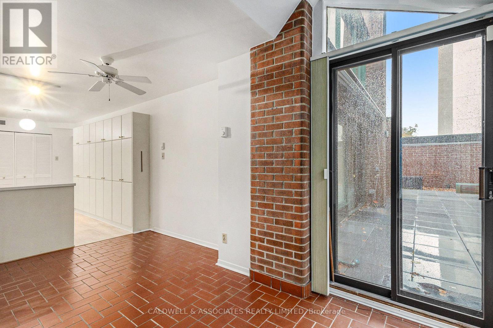 #1 140 RIDEAU TERRACE - 17