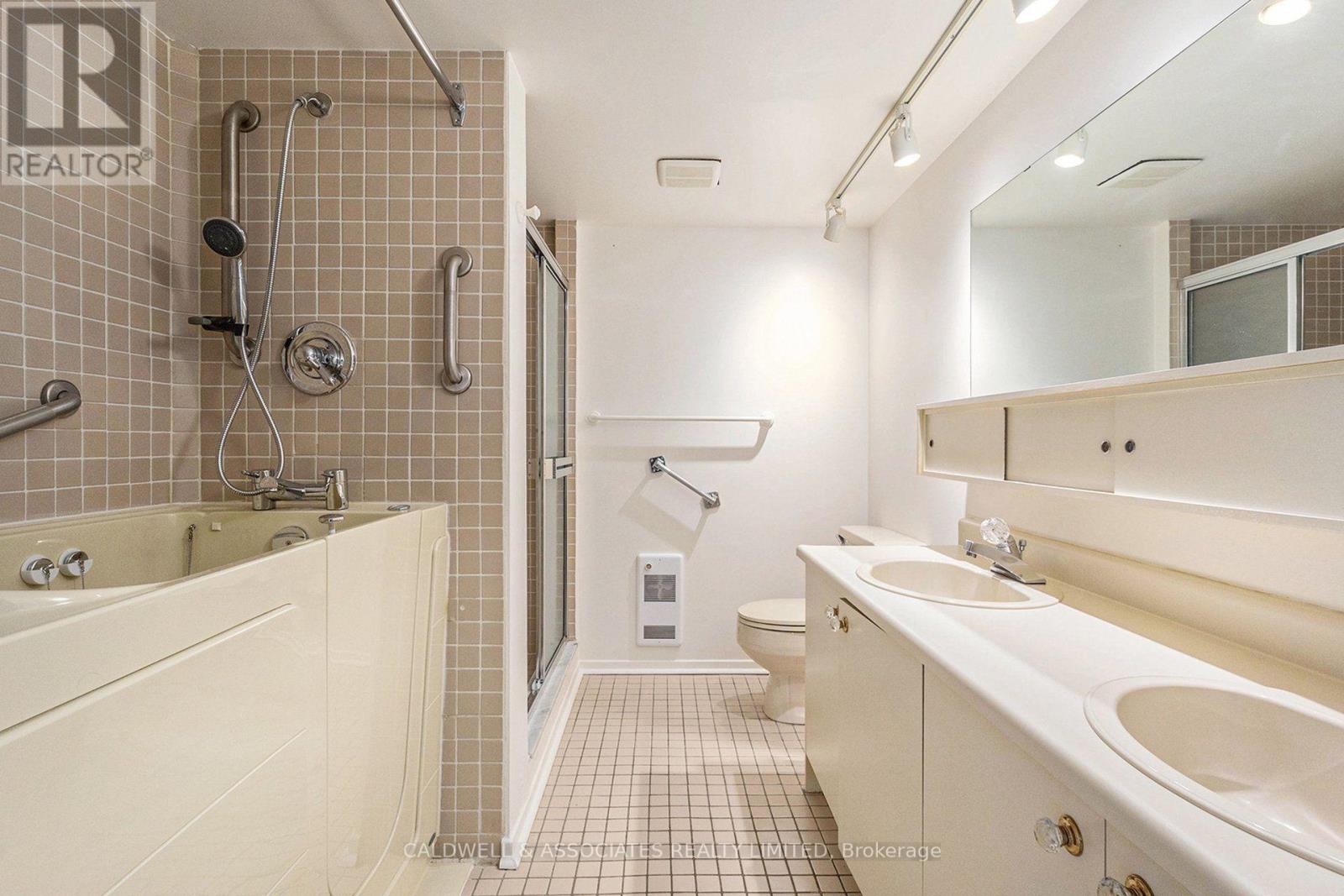 #1 140 RIDEAU TERRACE - 25