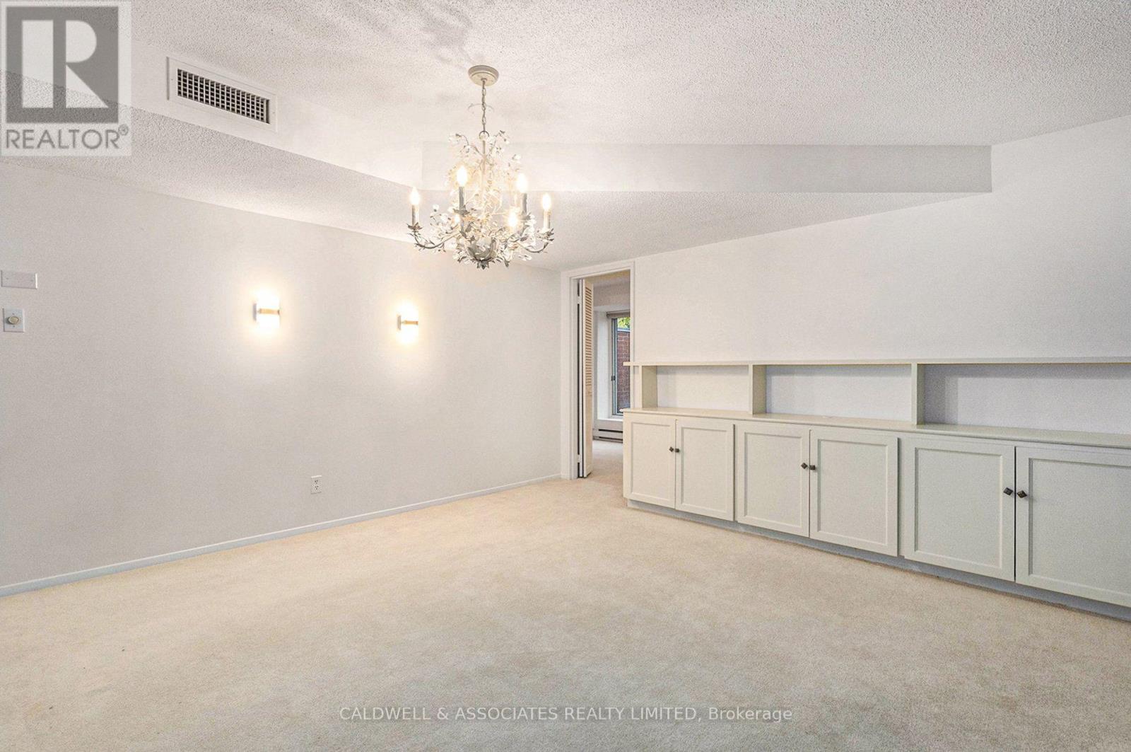 #1 140 RIDEAU TERRACE - 6