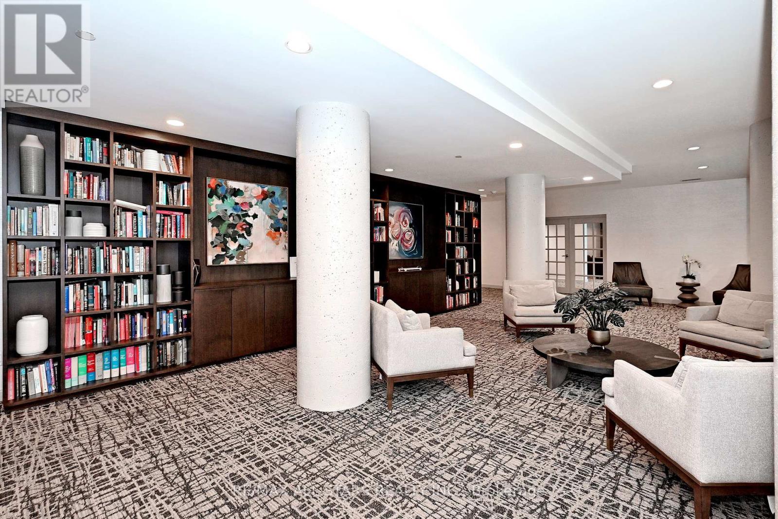 #2112 15 MAITLAND PLACE - 34