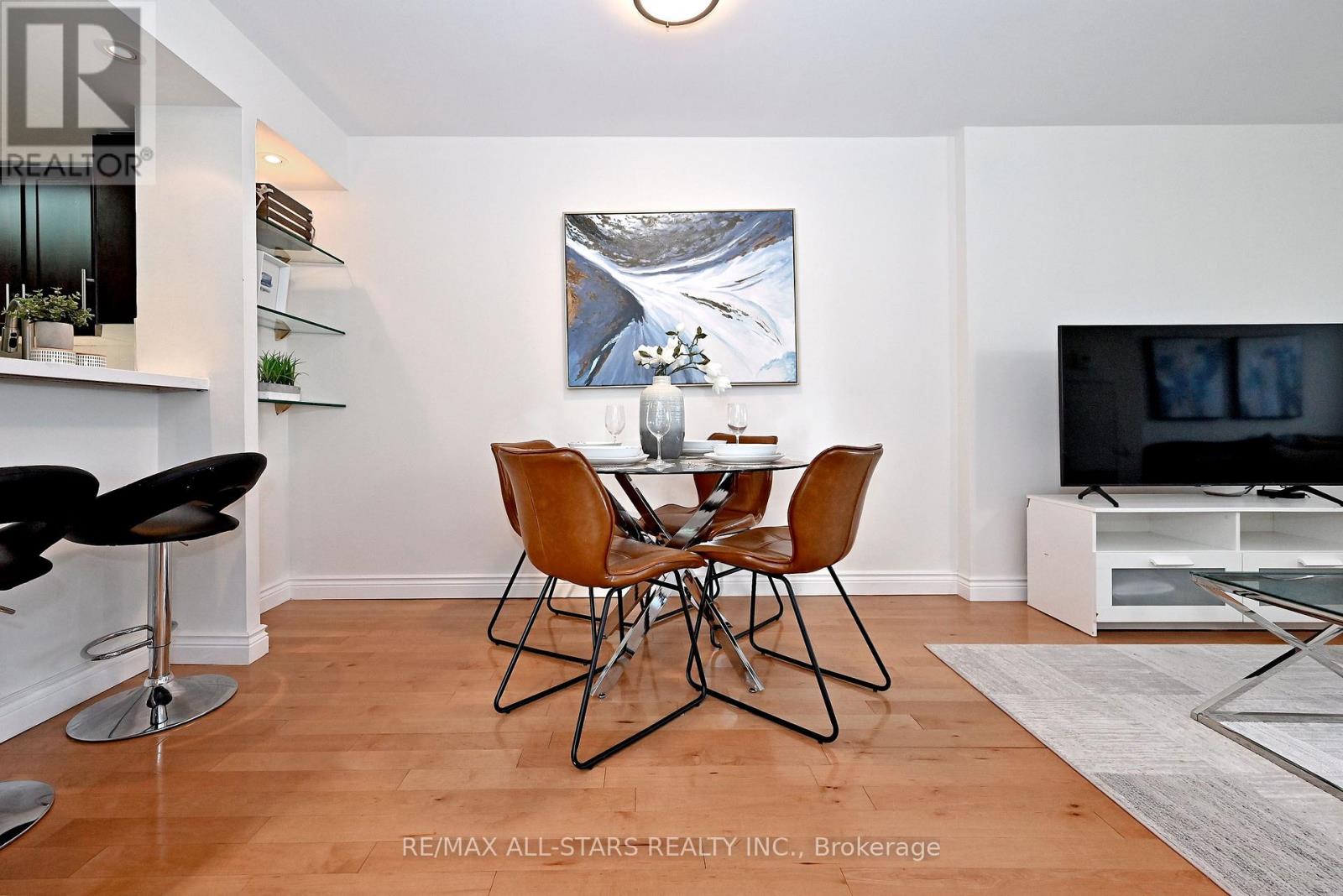 #2112 15 MAITLAND PLACE - 8