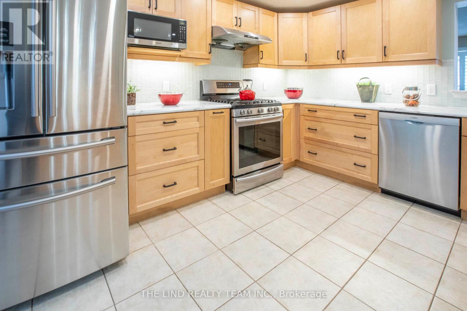 272 JEFF SMITH COURT - Image 13