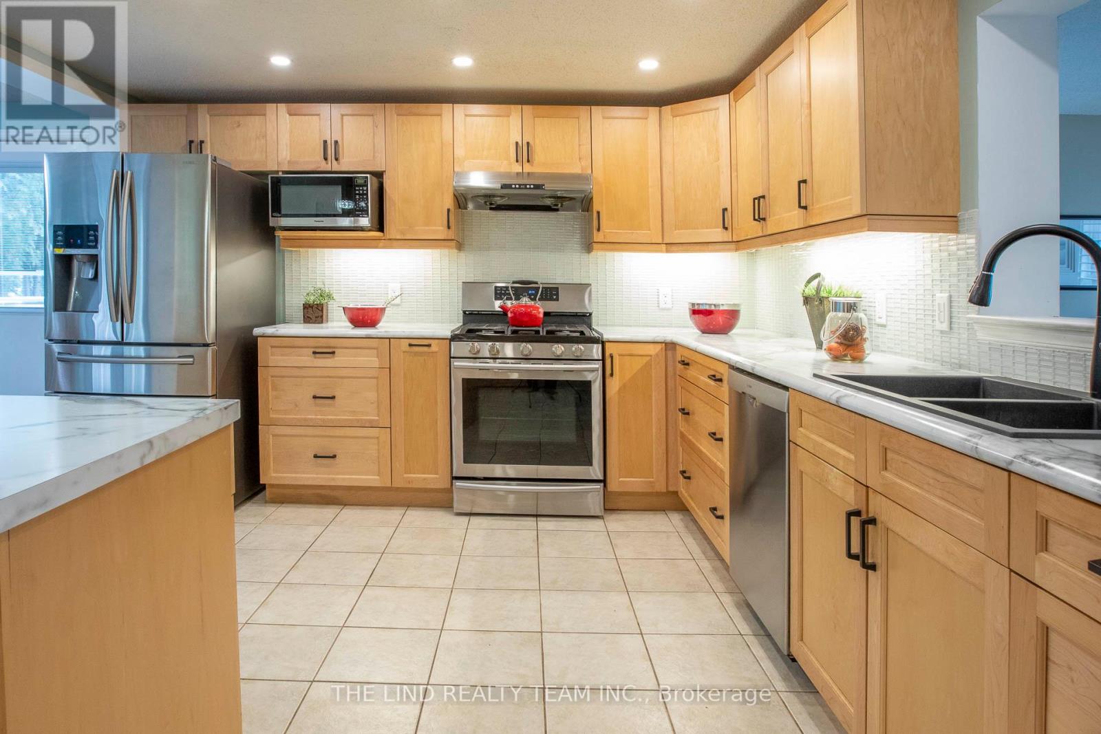 272 JEFF SMITH COURT - Image 8