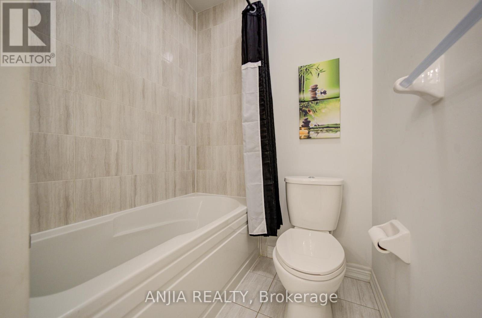 63 SUTTONRAIL WAY - Image 44