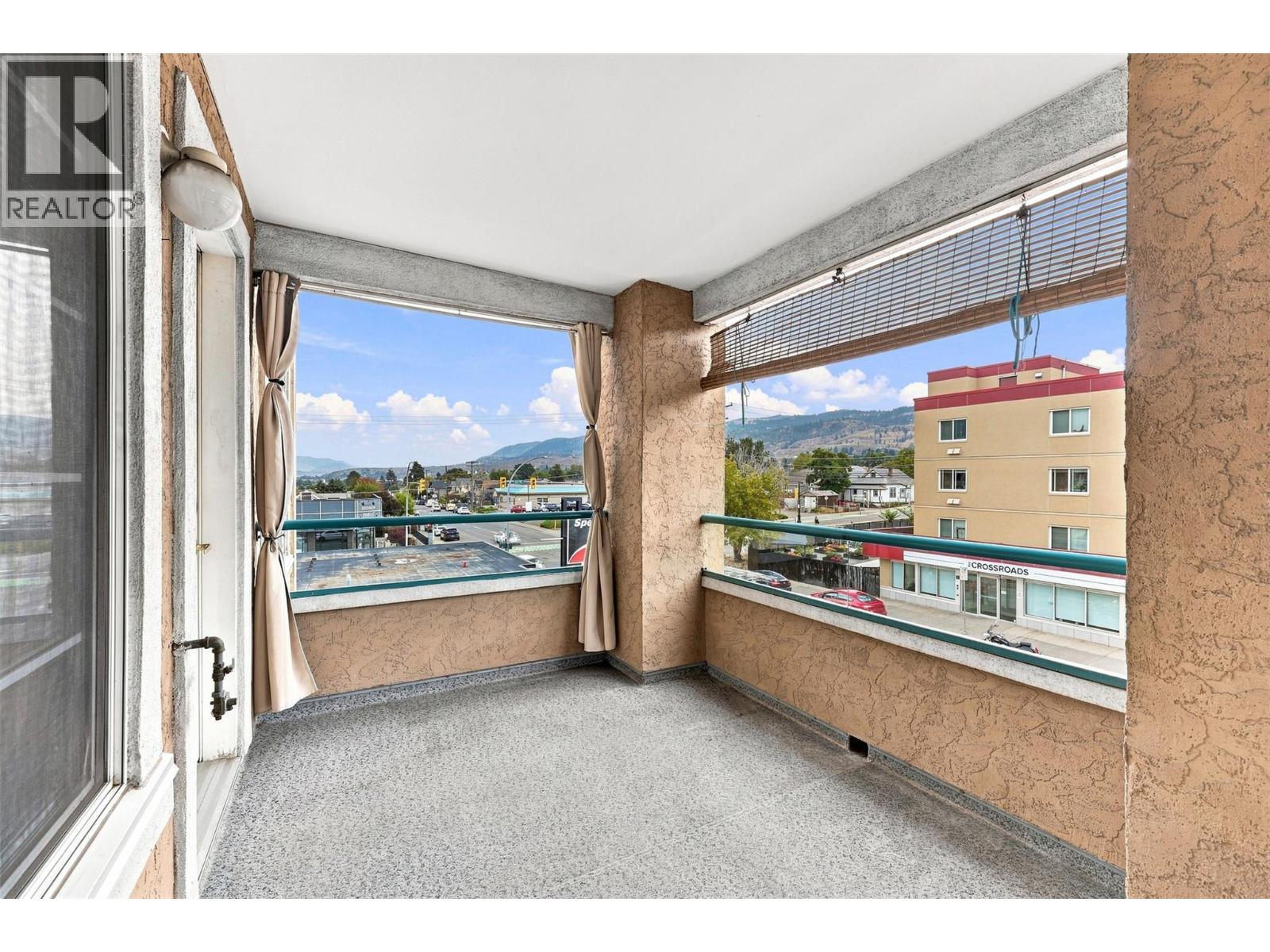 #318 554 Seymour Street - 21