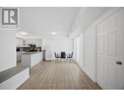 2002 - 3049 Finch Avenue W, Toronto, ON M9M0A5 Photo 9