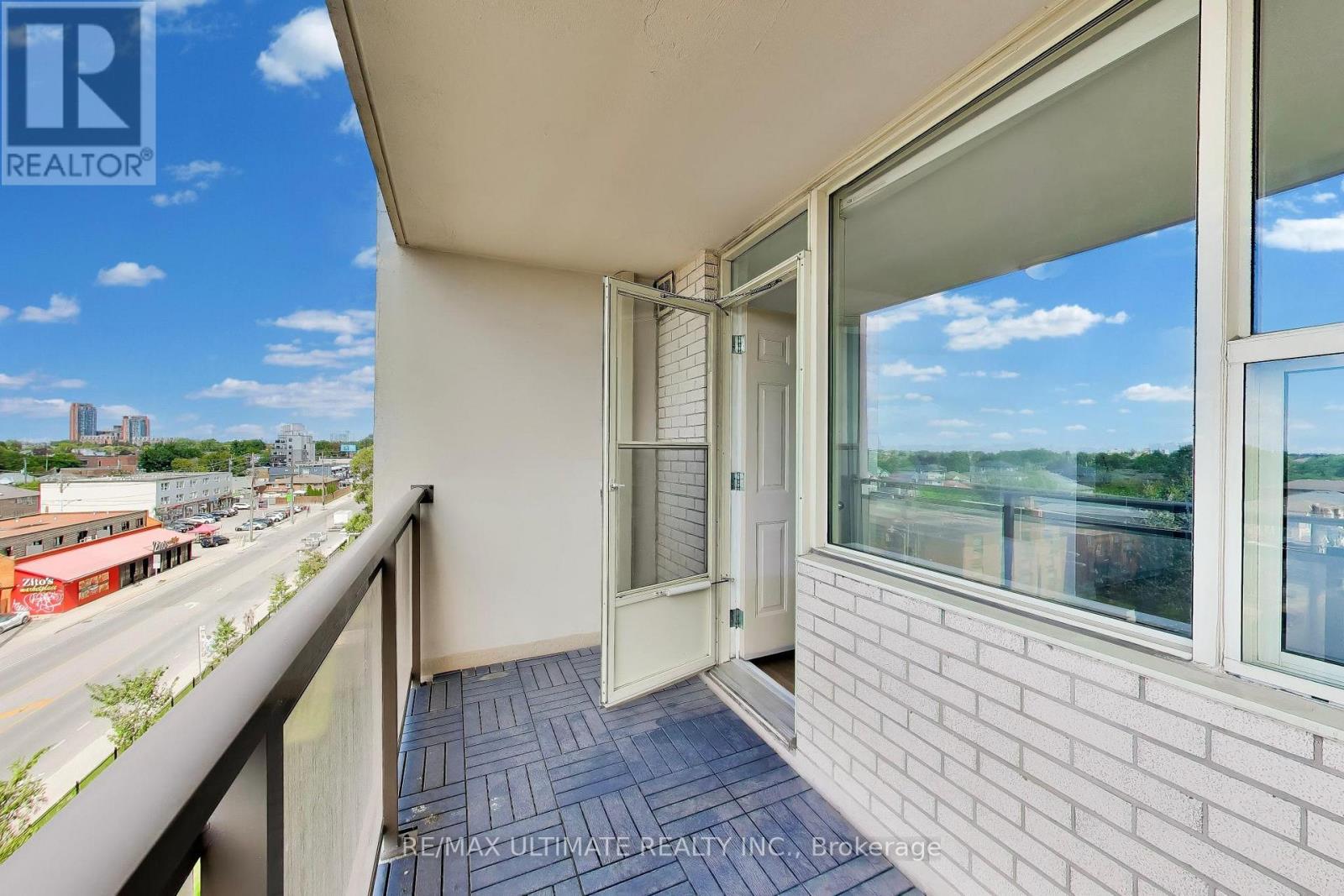 #608 155 MARLEE AVENUE - 20