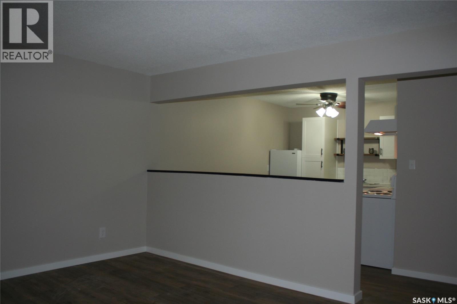 6 4505 Rae STREET, Regina Saskatchewan — photo 9