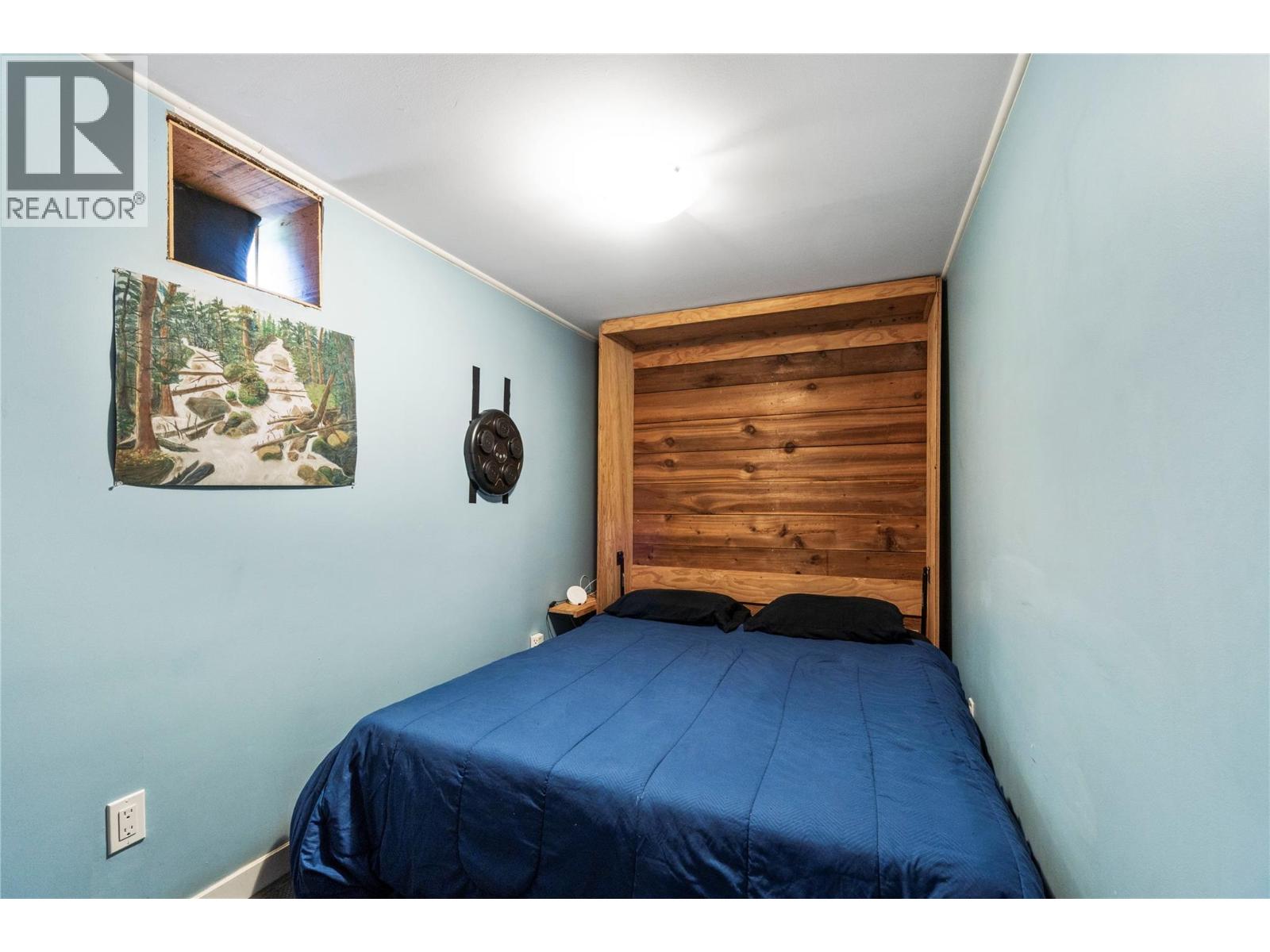 410 Foothill Road SW - 33