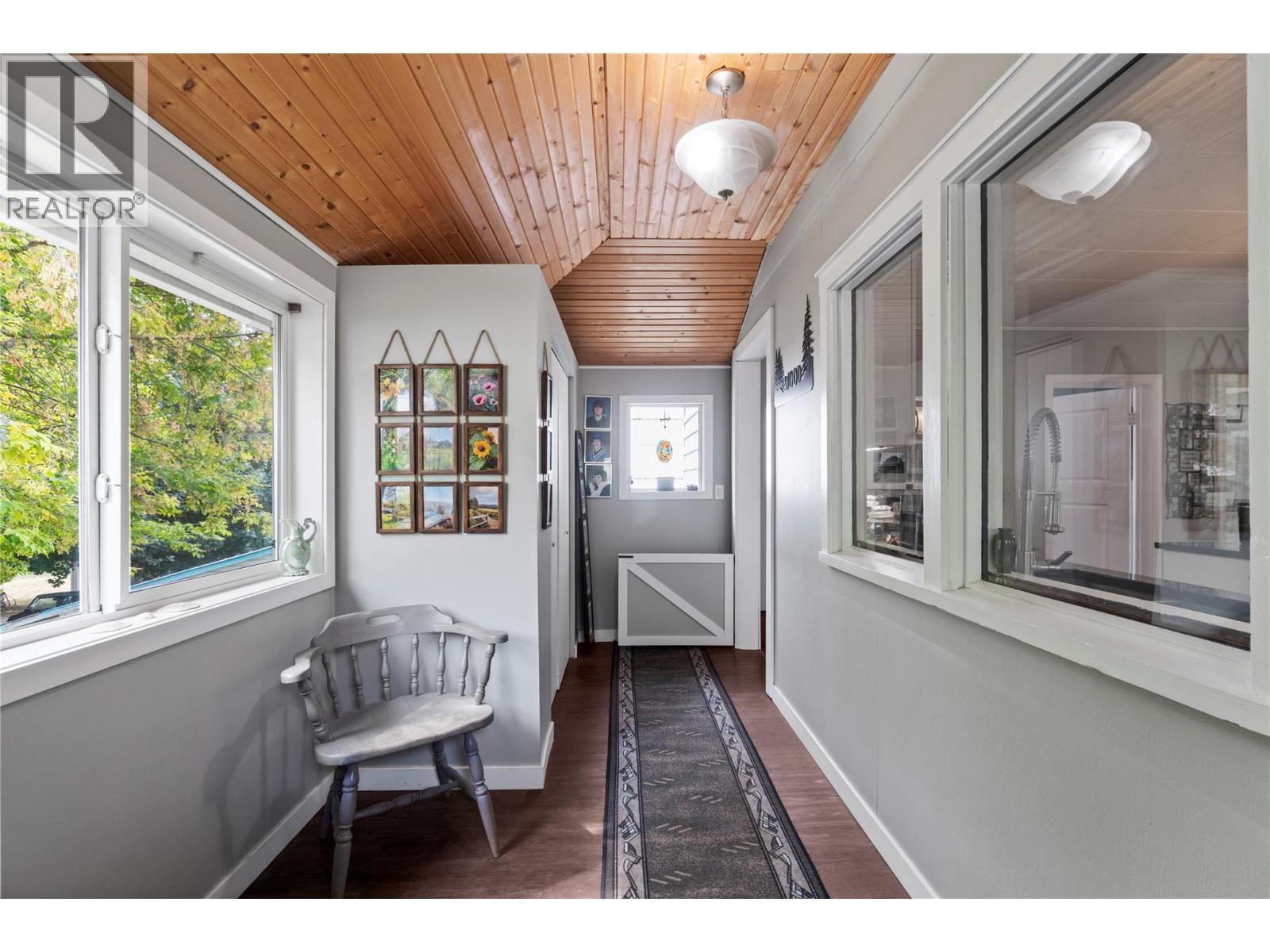 410 Foothill Road SW - Image 7