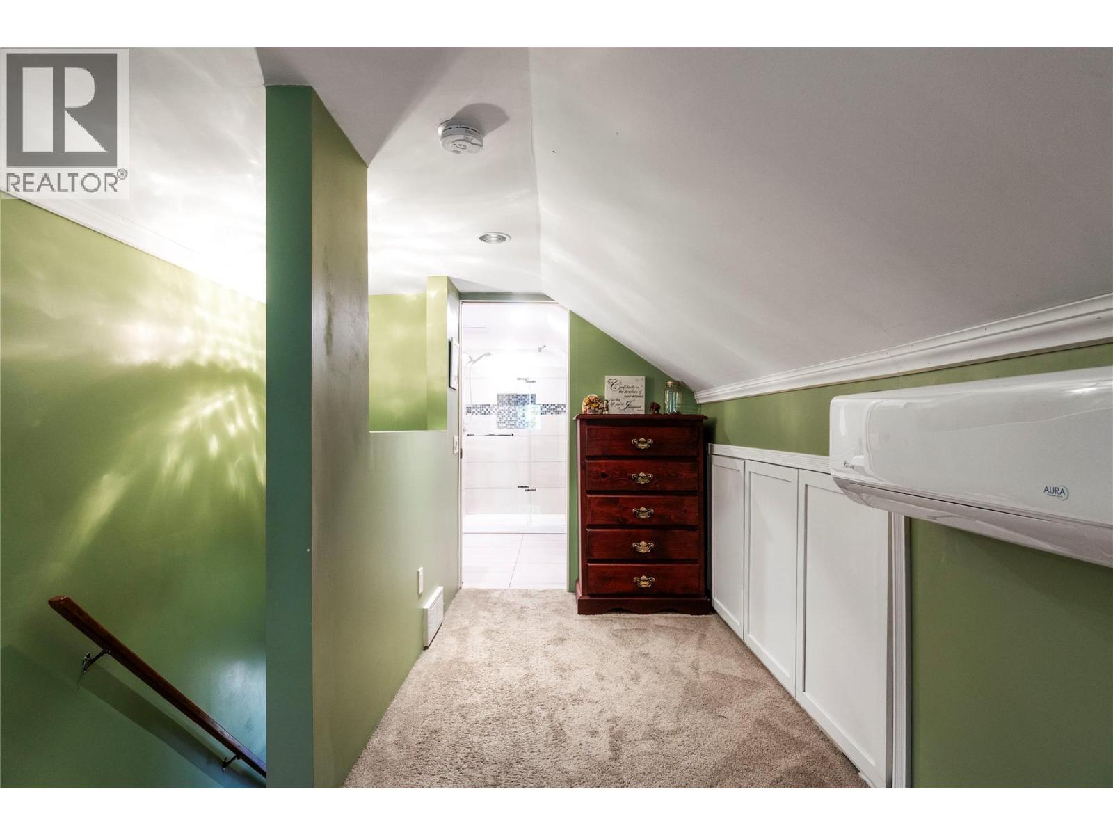 410 Foothill Road SW - Image 25