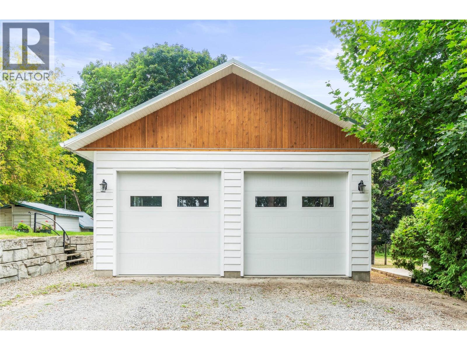 410 Foothill Road SW - 2